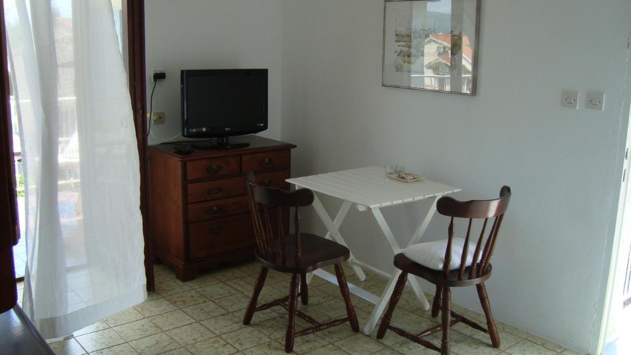 Apartmani Krk Krk Town Bagian luar foto